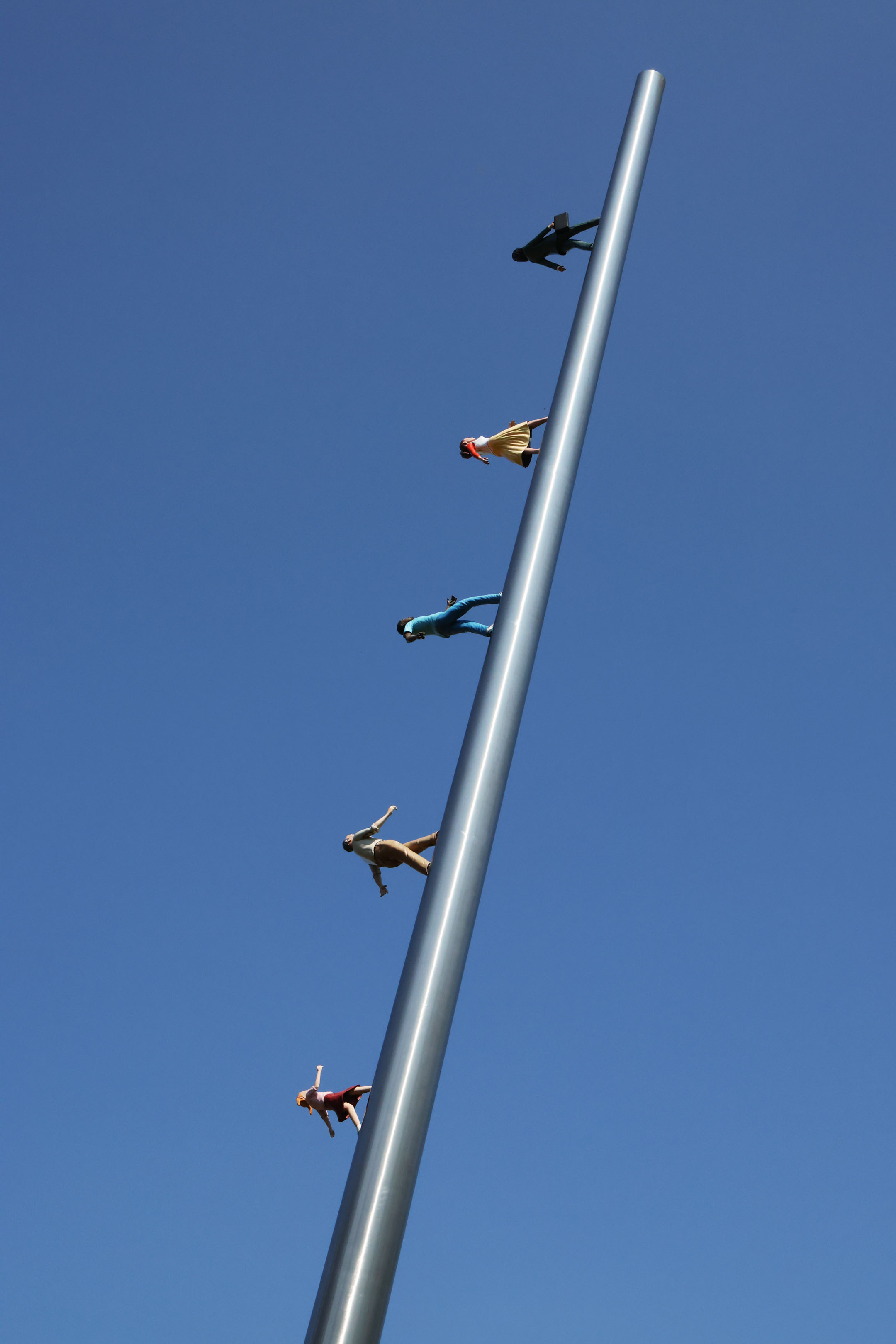 the 'walk to the sky' statue at Carnegie Mellon university